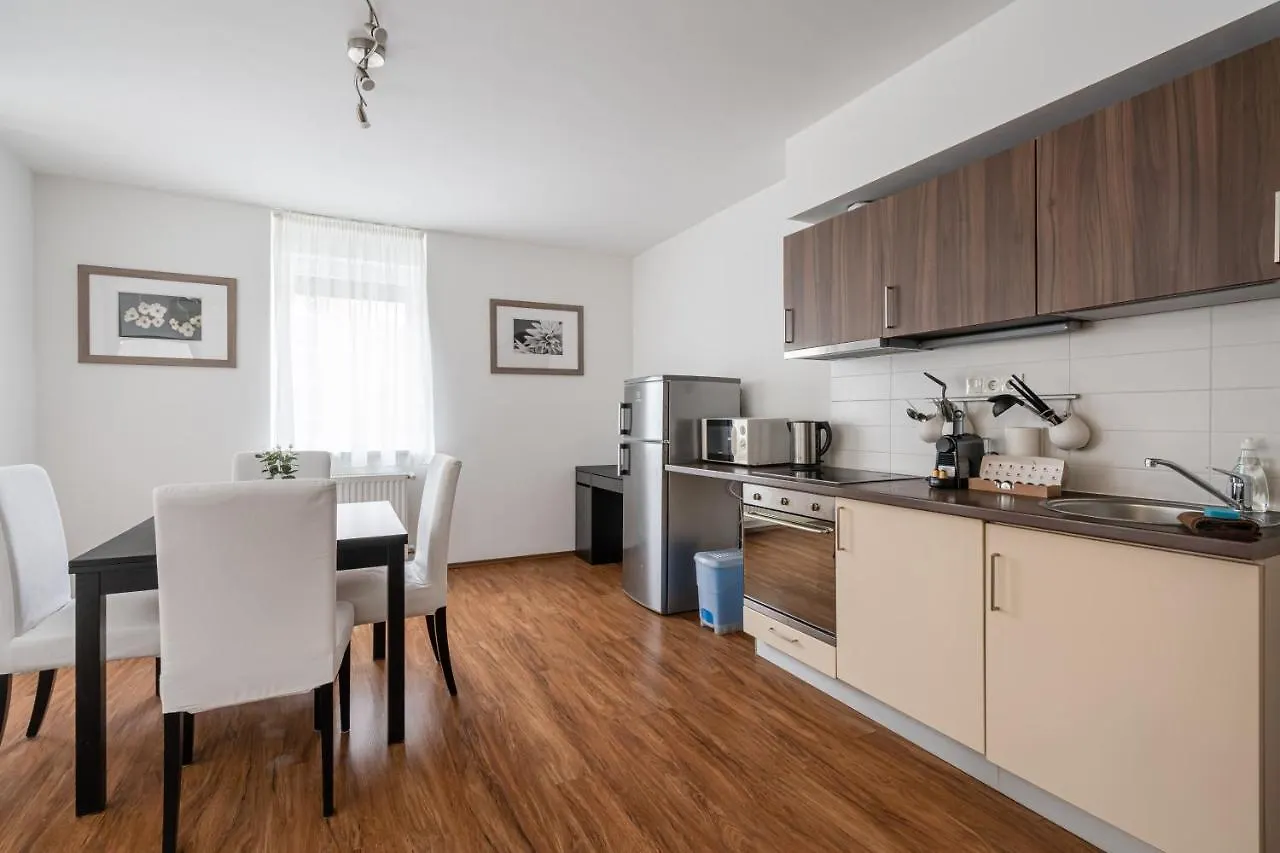 White Cascade Realty Apartment Βουδαπέστη 0*,